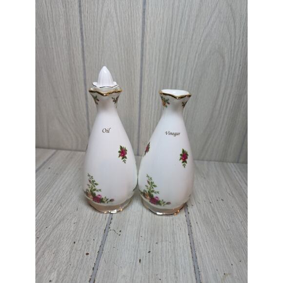Vtg 1962 Royal Albert Old Country Roses Oil & Vinegar Set Victorian Boho Cottage - Picture 1 of 5